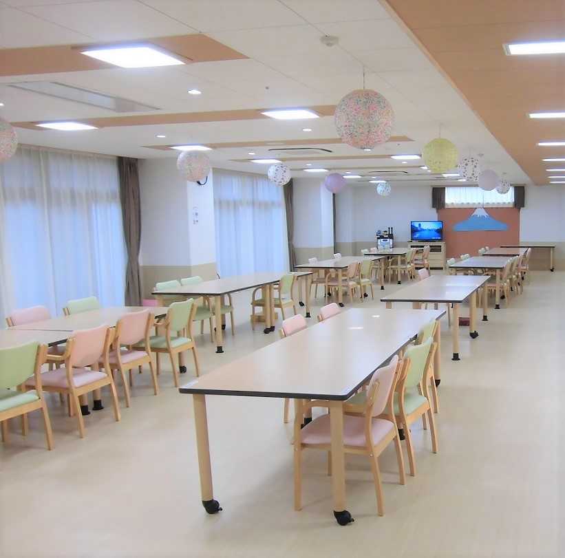 新京成線「薬園台」駅から徒歩約1分の好立地! 定員87名の全室個室・キレイな施設です♪